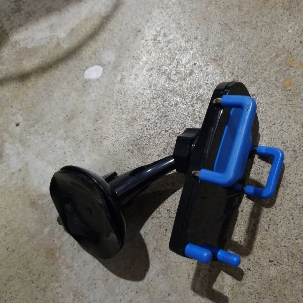Universal Black and Blue Car Phone Mount